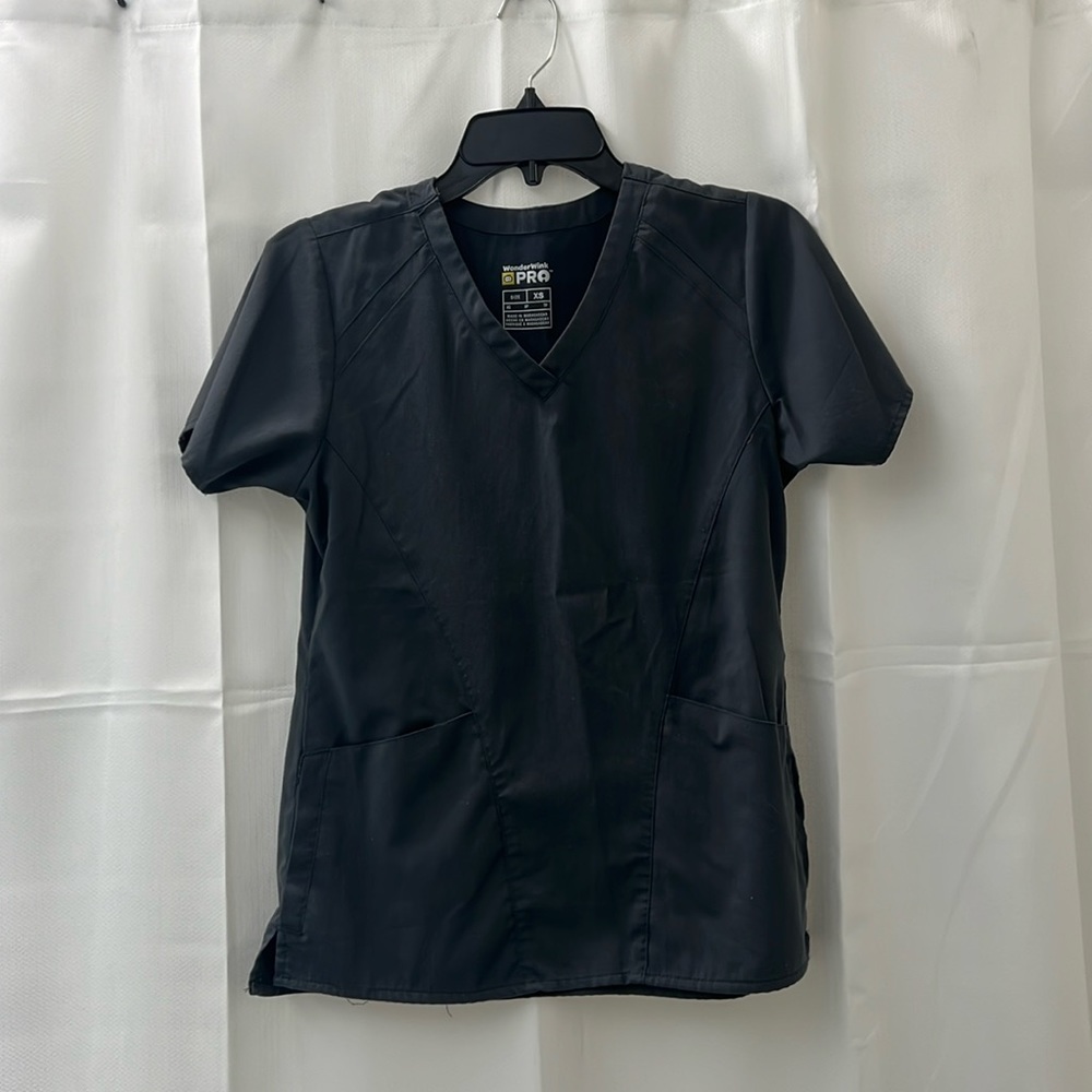 Wonderwink scrub top